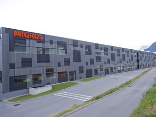 Shopping center Migros in Conthey