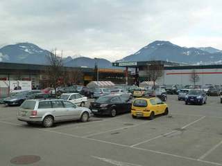 Shopping center in Collombey
